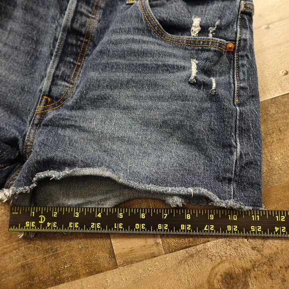 Levi’s 501 Cutoff Denim Shorts Women’s W32 Blue Distressed High-Rise Button Fly - Picture 8 of 13